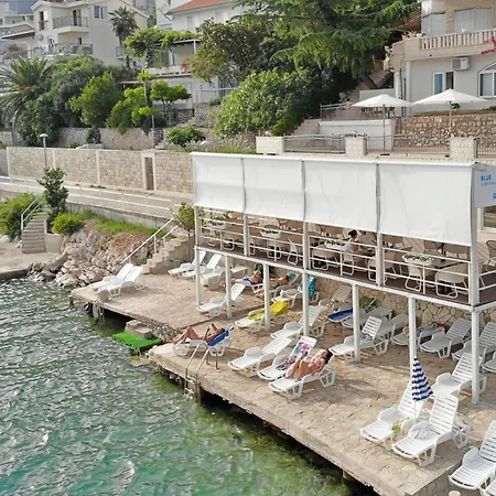 Barbara ホテル ネウム