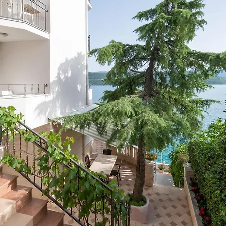 Barbara ホテル 4*