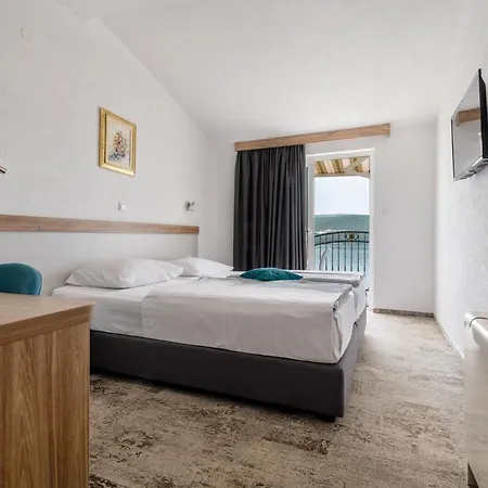 Barbara 4* Neum
