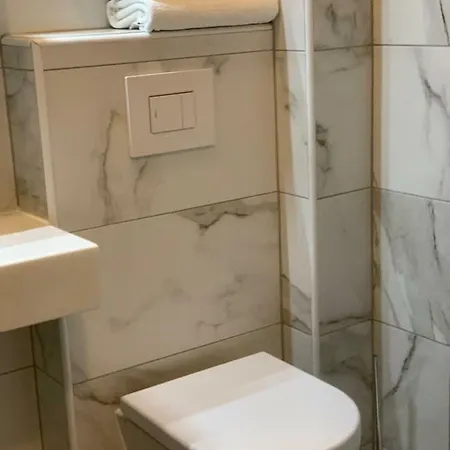 ホテル Barbara ネウム