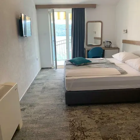 Barbara Hotel